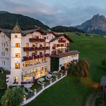 Parc Hotel Tyrol Castelrotto Eksteriør bilde