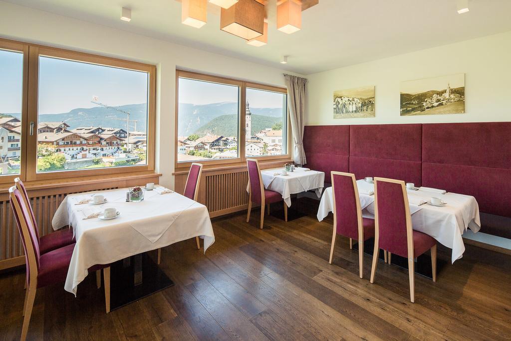 Parc Hotel Tyrol Castelrotto Eksteriør bilde